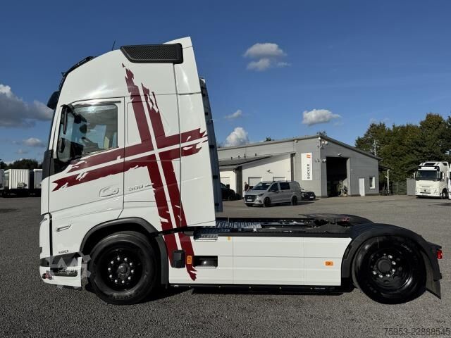 Standard SZM Volvo FH 500 Globe XL Retarder I-Park Cool