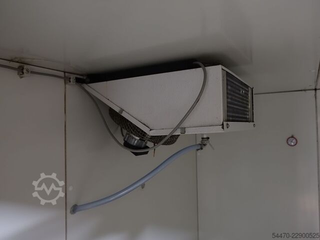 Cold storage unit  
