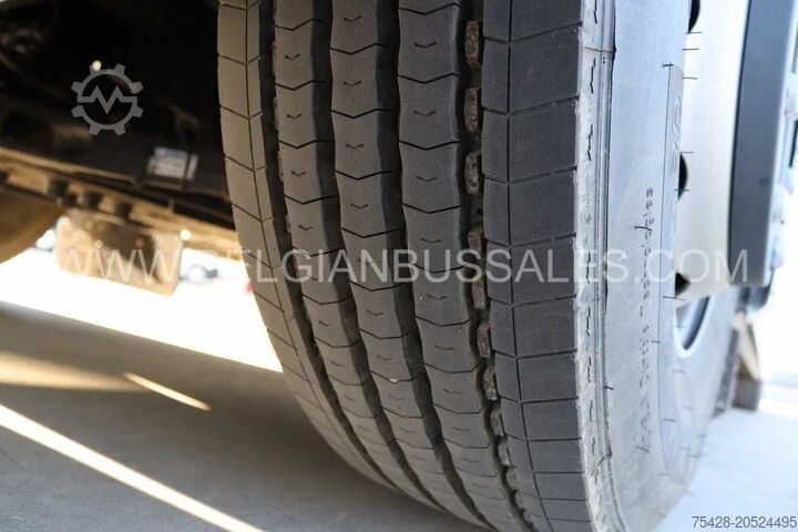 Intercitybus Iveco Crossway Line 12m pop light