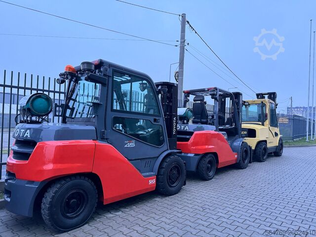 4-wheel forklift Hyster H 5.0FT/Positioner+sideshift/ 3662 hours