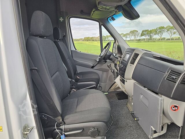 High-roof van MERCEDES-BENZ SPRINTER 519 L2H2 N2 3500Kg Trekhaak V6 3.0Ltr ...