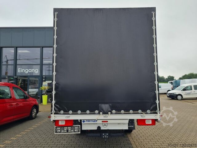 Transporter mit Pritsche & Plane Mercedes-Benz Sprinter 317 AG Schiebe Plane Schlafkab 10 Pal AHK