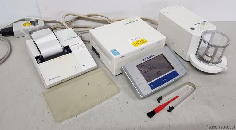 Micro balance, laboratory balance, precision balance, fine balance, scale, micro balance, micro bala METTLER TOLEDO XS3DU