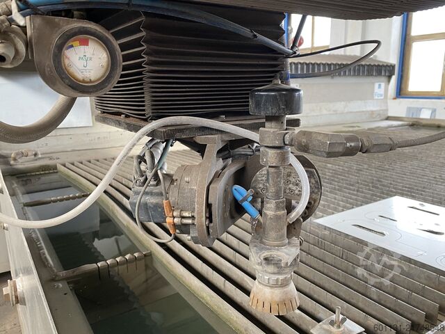 Waterjet cutting machine Flow IFB 713633-1