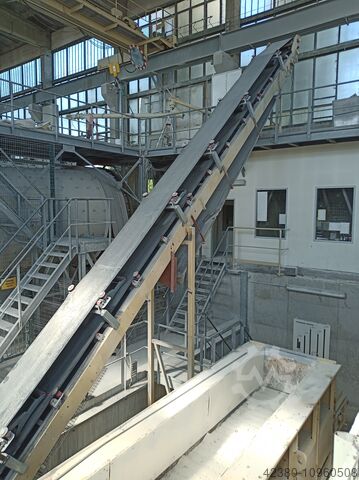 Steep belt conveyor Cover belt conveyor Kühne Förderband 650mm / 14200mm