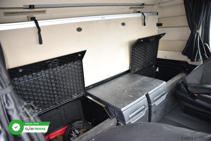 Standard tractor unit MERCEDES-BENZ Actros 5 1845 BigSpace