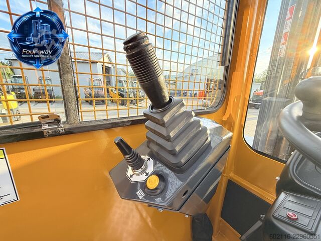 4-way forklift Combilift C5000SL DIESEL TRIPLEX 6100 POSITIONER