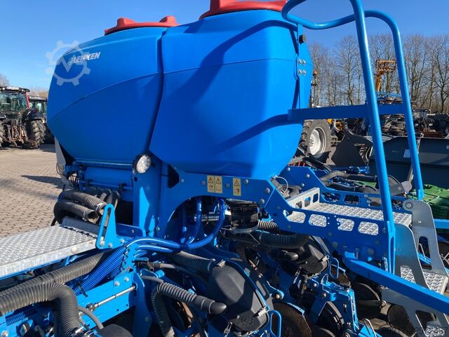 Lemken Azurit 9 mit Fronttank Lemken Azurit 9 mit Fronttank