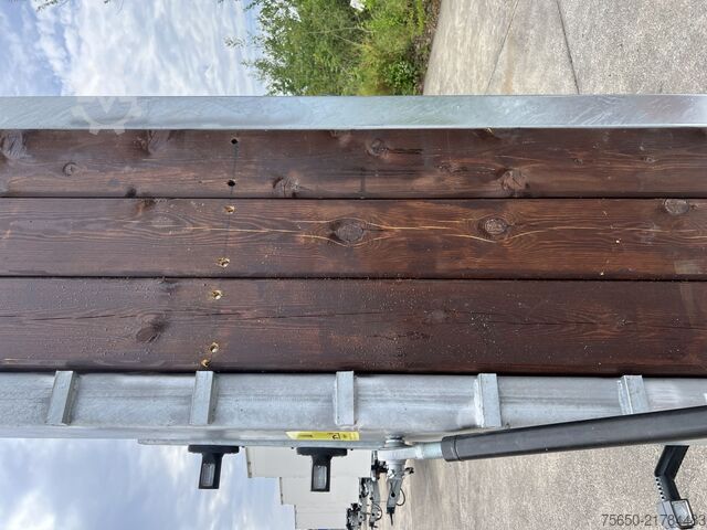 Low loader trailer Möslein T 3-9,20 F  3 Achs Tieflader mit gerader Ladefläche 9 m, Neufahrzeug