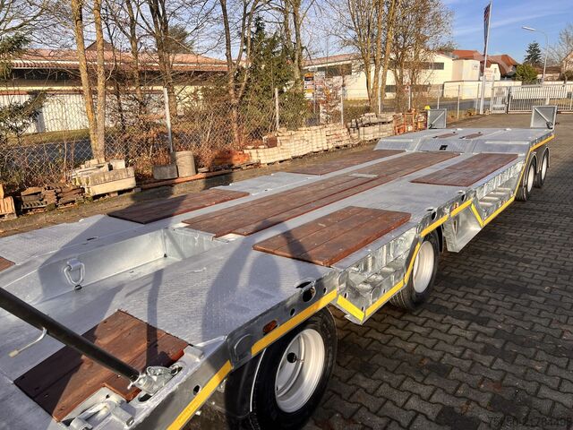 Low loader trailer Möslein T 4 VB H1 R  neuer 4 Achs Tieflader + Radmulden