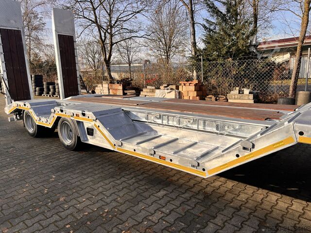 Low loader trailer Möslein T 4 VB H1 R  neuer 4 Achs Tieflader + Radmulden