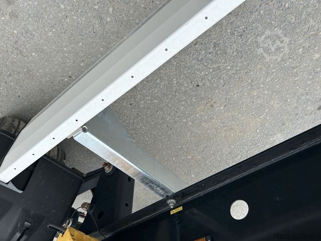 Swap chassis trailer KRONE 2 Achswechselfahrgestell, Typ: MAXI AZW 18 eL3B7