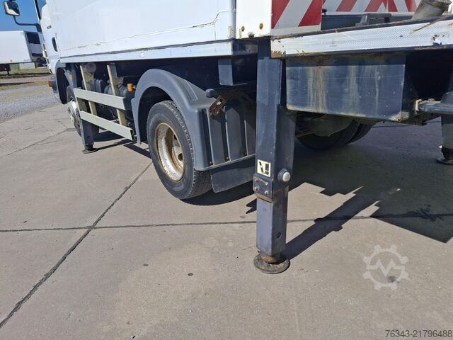 Telescopic and articulated boom lift MAN TGL 12.180 BB - EURO 5 - NACELLE 15 M