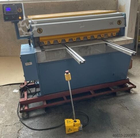 Motorized guillotine shear Bernardo MTH 1250 x 3