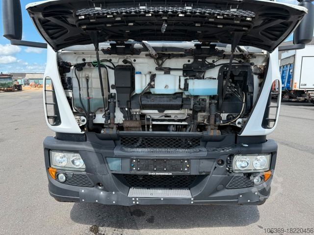 Refrigerated truck IVECO 180E32 Schmitz / Thermo King T-1200R Spectrum