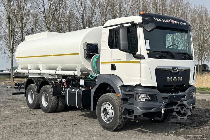 Food tanker MAN TGS 33.400 BB CH Water Tank Truck (14 units)