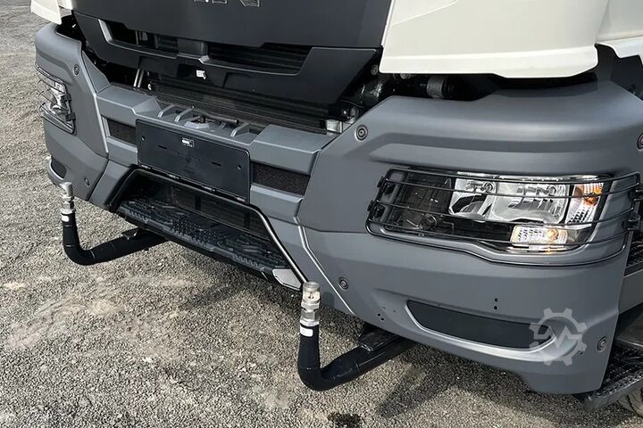 Food tanker MAN TGS 33.400 BB CH Water Tank Truck (14 units)