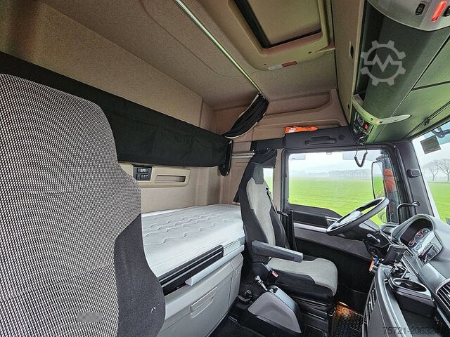 Suitcase MAN 26.420 TGX