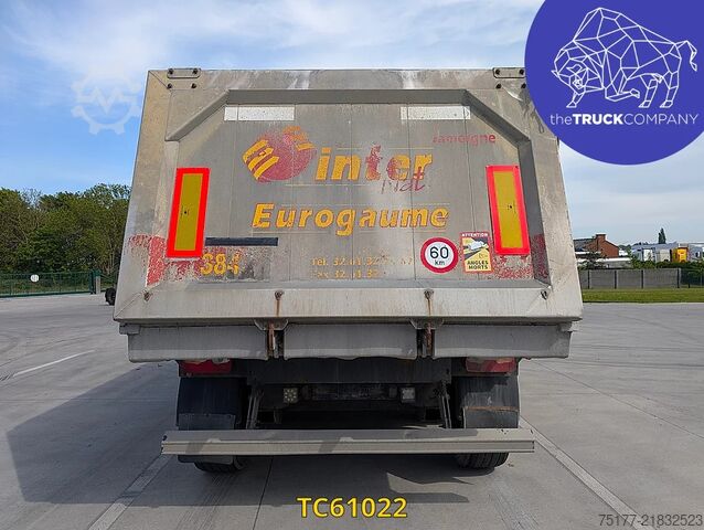 Tipper Kempf 