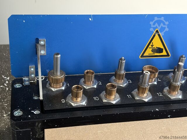 CNC machining center/machining system DATRON M8A