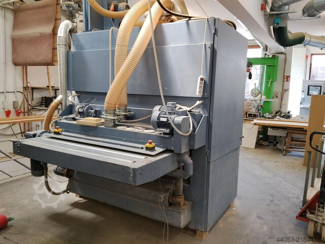 Wide belt sander  