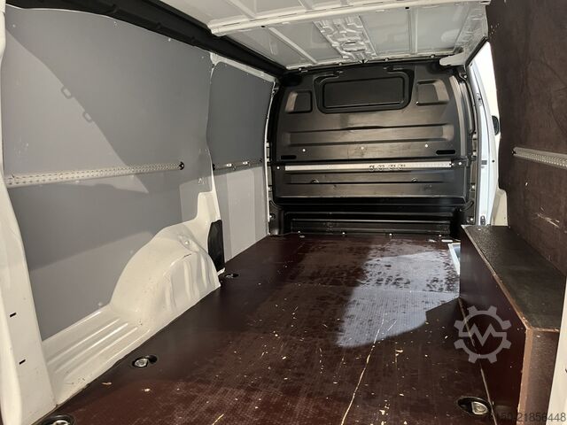 Panel van Opel Vivaro 2.0 CDTI L3H1 123 PK / Euro 6 / Airco / ...
