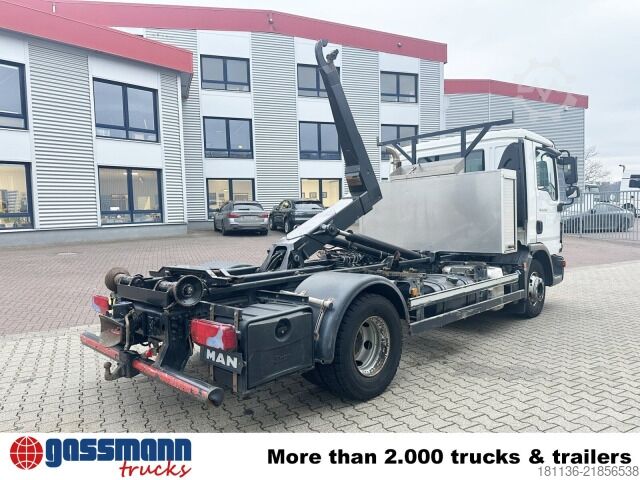 Roll-off tipper truck MAN TGL 12.250 4x2 BL, Palfinger Abroller P 07-25MPA,