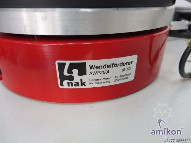 Vollstanznietanlage mit Roboterzange TOX TZ-VSN