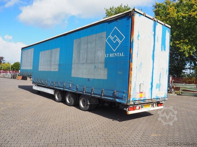 Open trailer with tarpaulin Krone SD