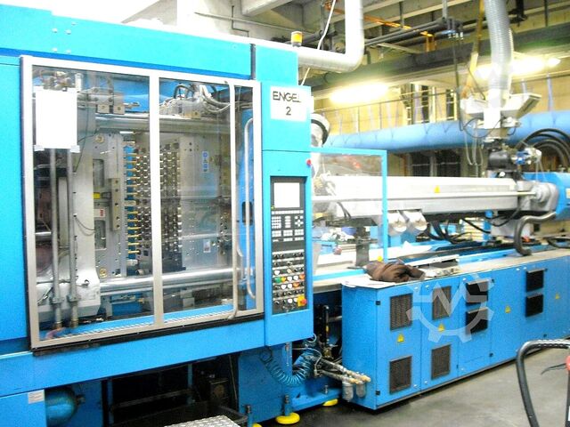 PET Preform-Spritzgiessmaschine ENGEL 4550 / 320 MacPET