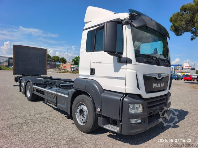 Truck chassis MAN 26.360 TGS 6X2 EURO 6