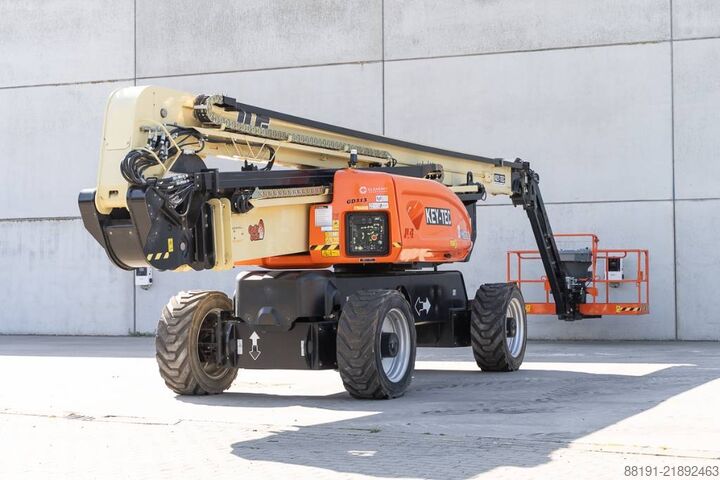 Telescopic boom lift JLG 1250 AJP