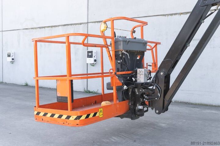 Telescopic boom lift JLG 1250 AJP