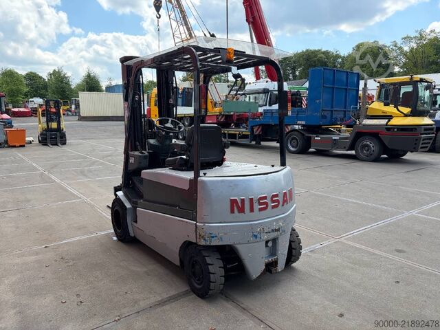 Gabelstapler Nissan GQ02 L 30 CU