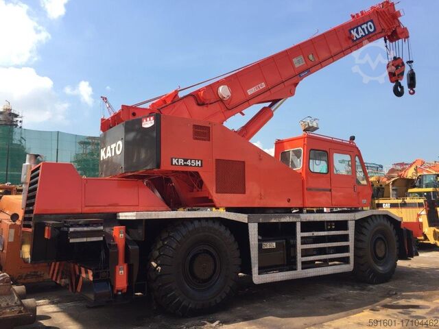RAUPENKRAN Kato KR45H-V