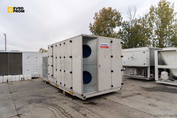 Klimagerät New Rooftop Air Conditioner CLIMAVENETA WSM2-T 0354 106.2 kW 2022 yom