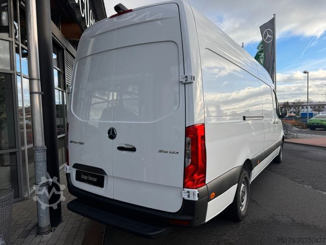 Kastenwagen hoch MERCEDES-BENZ Sprinter 319 CDI 4325 Klimaautom Kamera LED