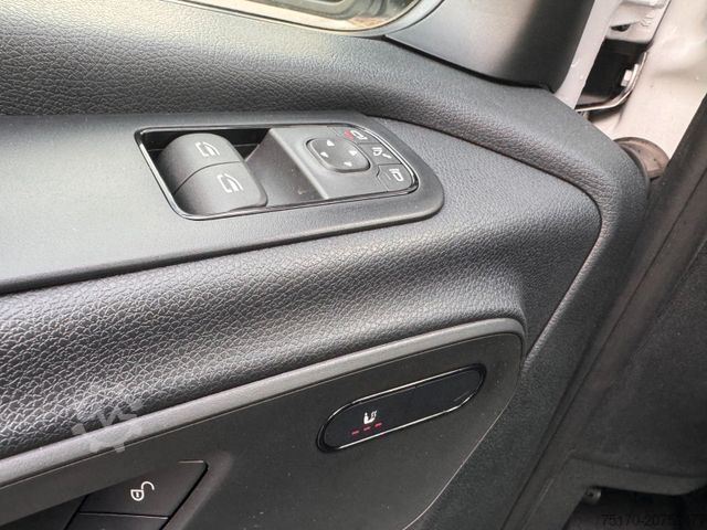 Kastenwagen hoch MERCEDES-BENZ Sprinter 319 CDI 4325 Klimaautom Kamera LED
