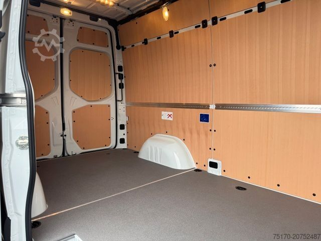 Kastenwagen hoch MERCEDES-BENZ Sprinter 319 CDI 3665 Klima Kamera AHK