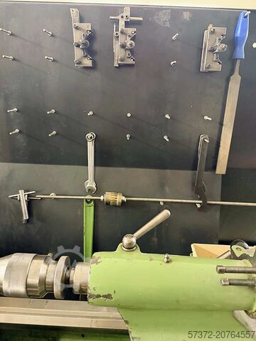 Leit- und Zugspindeldrehmaschine Weiler Matador