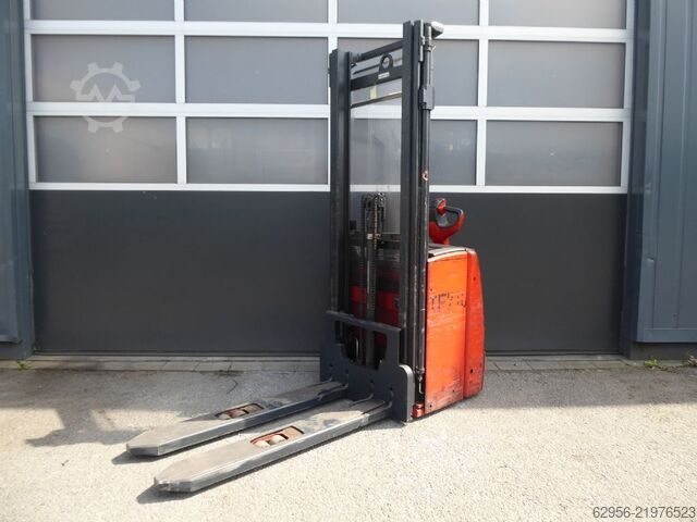 High Lift stacker Linde L16