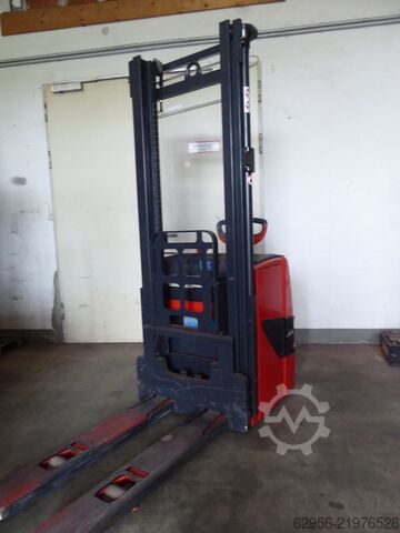 High Lift stacker Linde L14