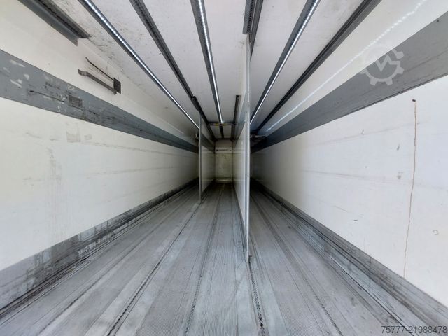 Refrigerated truck VOLVO FL 250 Carrier Supra 1250 Mt-LBW-Kamera