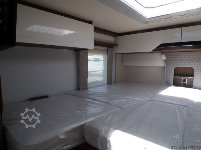 Integrated camper HYMER/ERIBA B-Klasse ML I 880 Hubstützen, Autark, Klima, etc