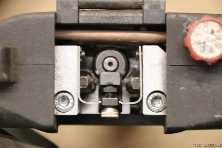 MIG/MAG Schlauchpaket mit Drahtvorschub Dinse DIX MPZ 2-304