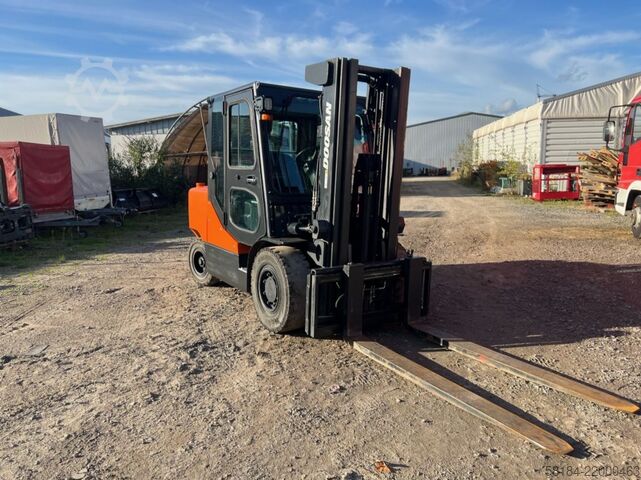 Dieselstapler Doosan D-45SC-7
