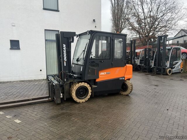 Elektro 4 Rad-Stapler Doosan B50XC-7