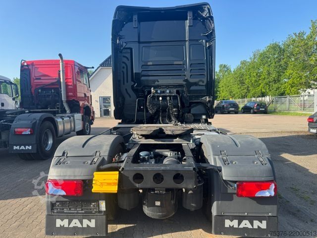 Standard tractor unit MAN TGX 18.480 Retarder