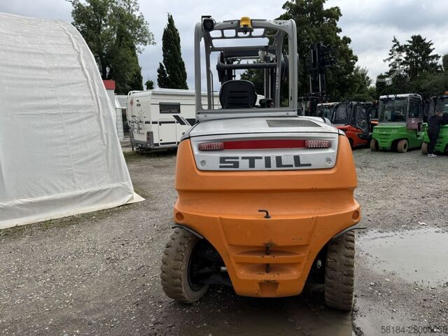 Electric 4-wheel forklift Still RX60-60