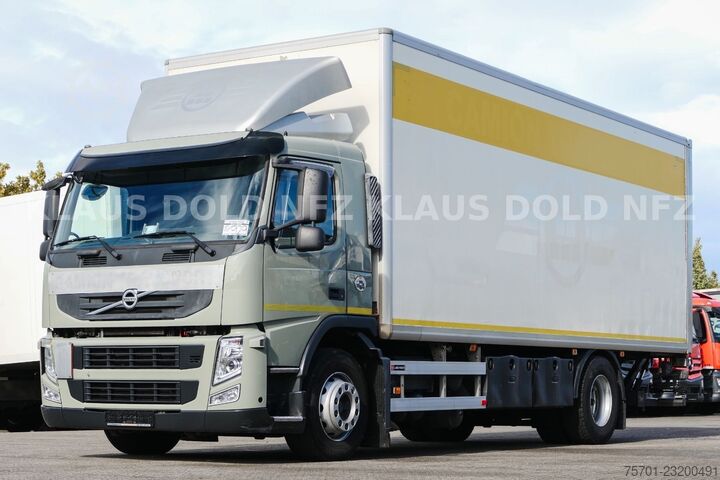 LKW mit Kofferaufbau VOLVO FM 330 Koffer Vollluft LBW Kamera Euro 5